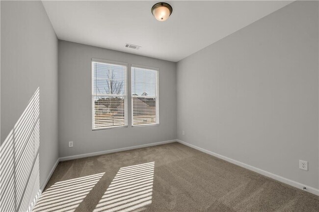 Building Photo - 1280 Jordan Brook Dr