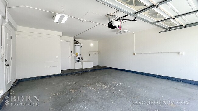 Building Photo - 1815 Tipperary Ln