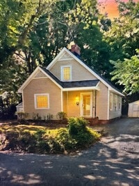 Building Photo - 107 Carr St