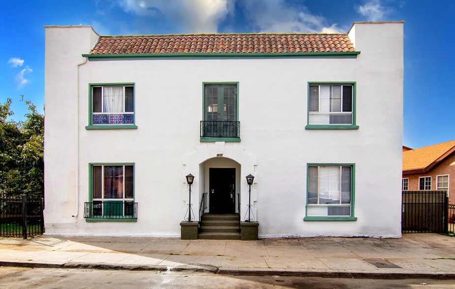 Primary Photo - 440 E 27th St