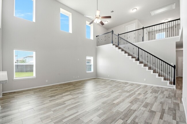 Building Photo - 16203 Centennial Light Dr