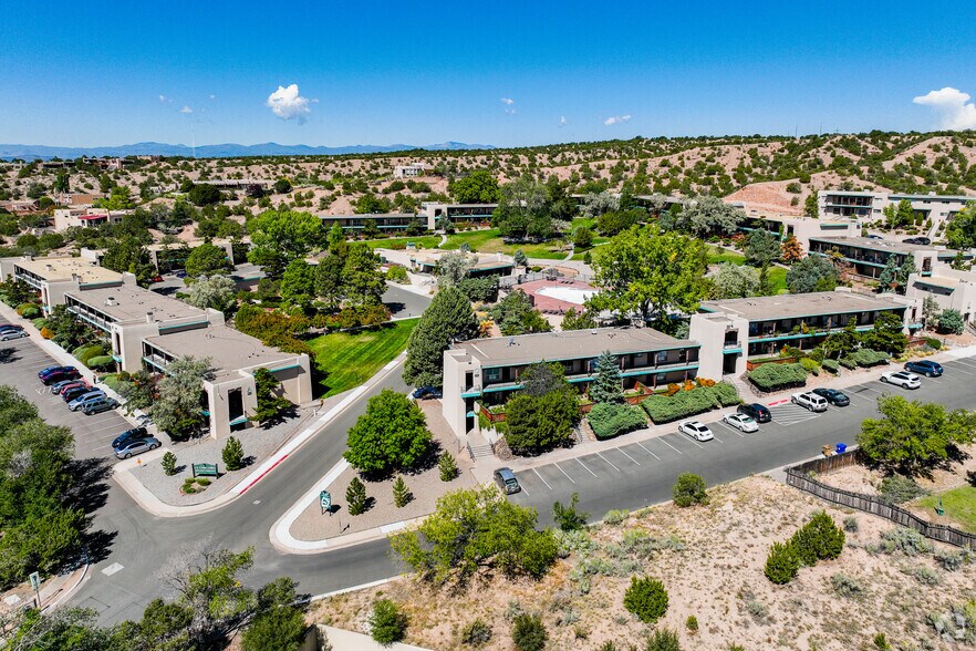 Casa Loma Apartments 100 Rio Vista Pl Santa Fe NM 87501 Apartment
