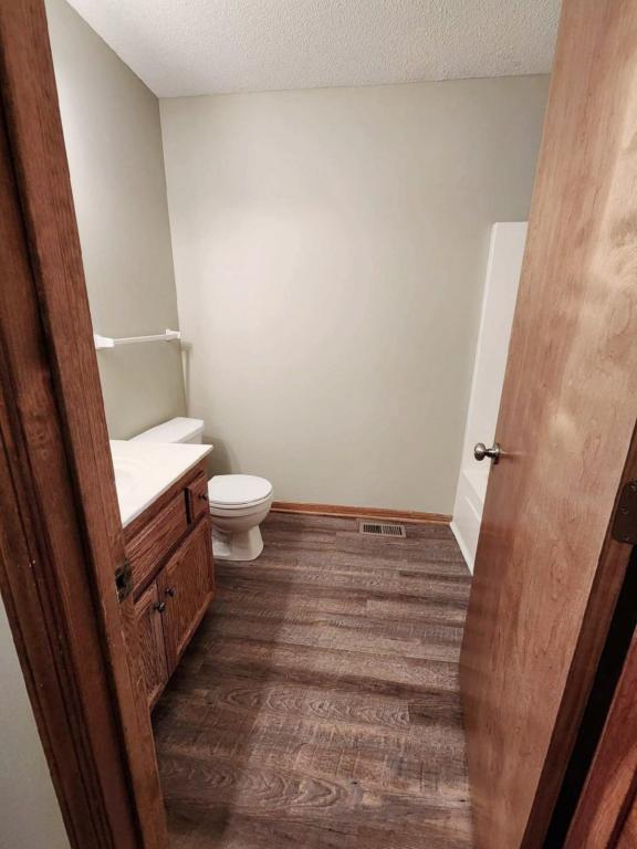 Building Photo - 211 E 22nd St