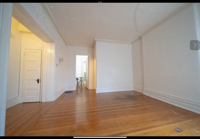 Building Photo - 1386 S 3rd St