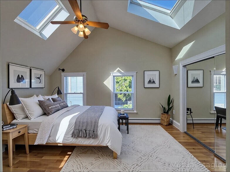 Building Photo - 11 Traymore St