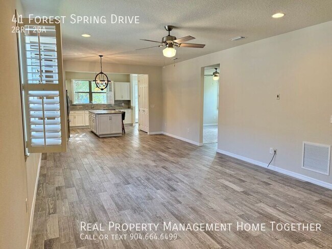 Building Photo - 41 Forest Spring Dr