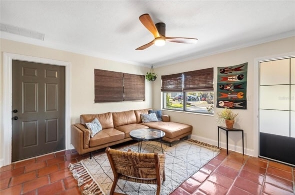 Primary Photo - 603 Frances St