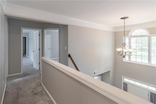 Building Photo - 230 Albrighton Ct