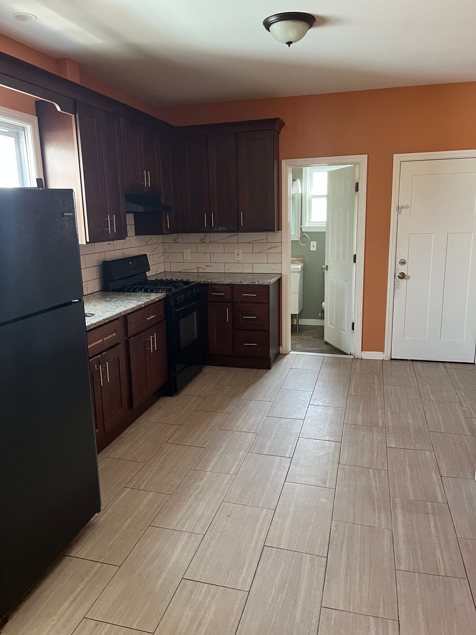 3rd Floor - 69 N 13th St