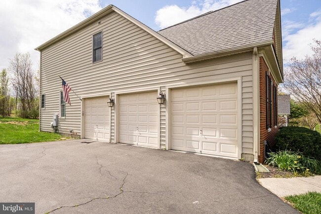 Building Photo - 40456 Lenah Run Cir