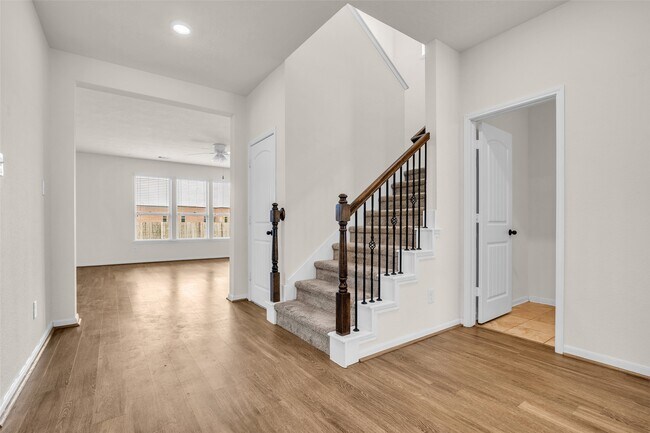Building Photo - 20519 Pembridge Grn Dr
