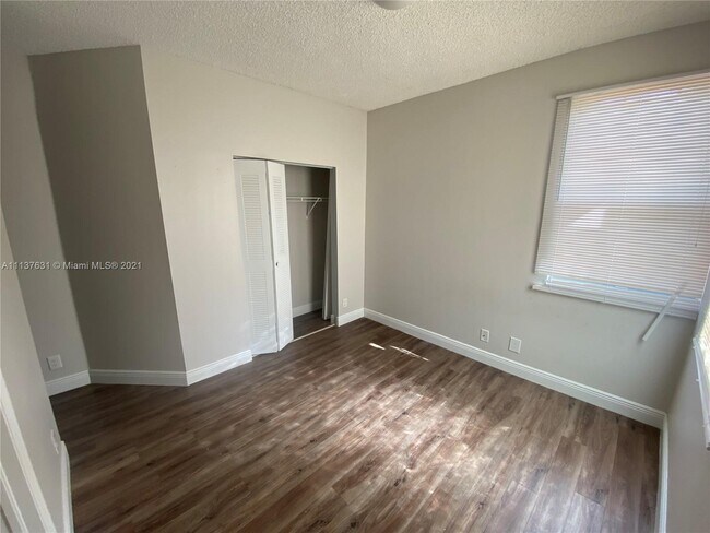 Building Photo - 1575 Veracruz Ln