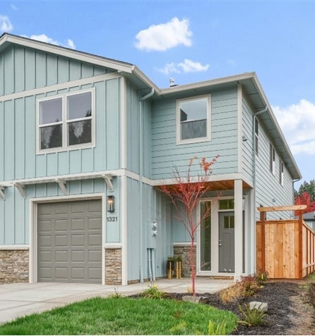 Building Photo - 1321 Oppek St NE