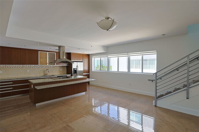 Building Photo - 7520 SW 59th St