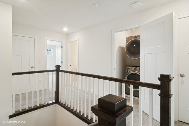 Building Photo - 2543 Geranium Way
