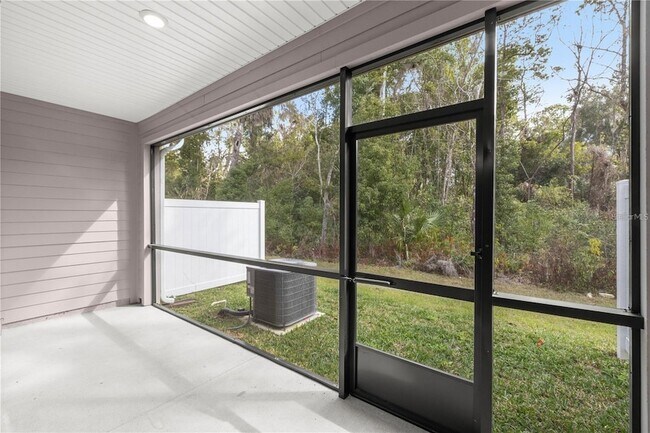 Building Photo - 3632 SE 37th Ct