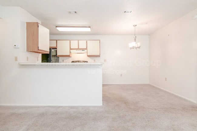 Building Photo - 642 Dory Ln