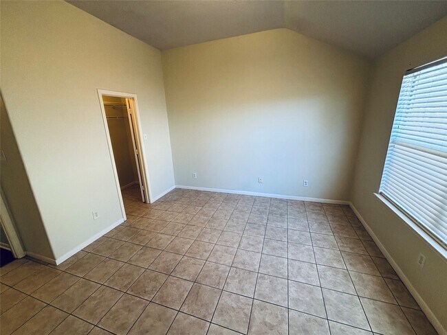 Building Photo - 6302 Ballina Meadows Ct