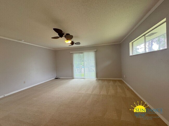 Building Photo - Stunning 3 Bedroom Home in Shalimar with In-ground Pool!