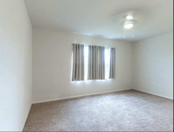 Building Photo - 278 Shiro Dr