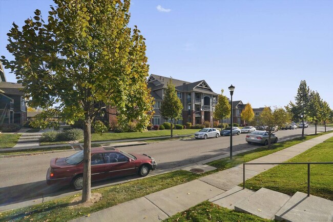 Building Photo - 204 Illinois Dr