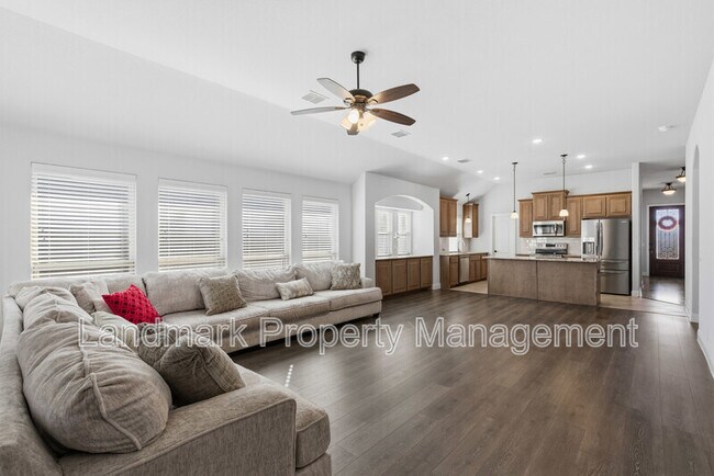 Building Photo - 310 Marigold Ct