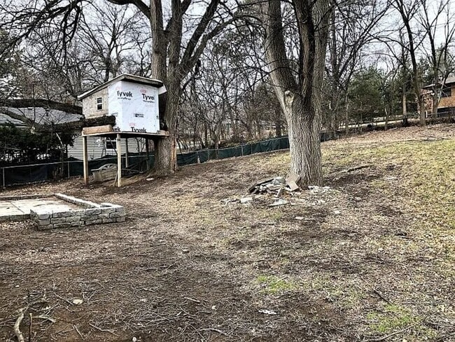 Building Photo - 336 Beverly Dr