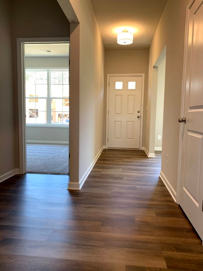 Building Photo - 71 Creekstone Dr
