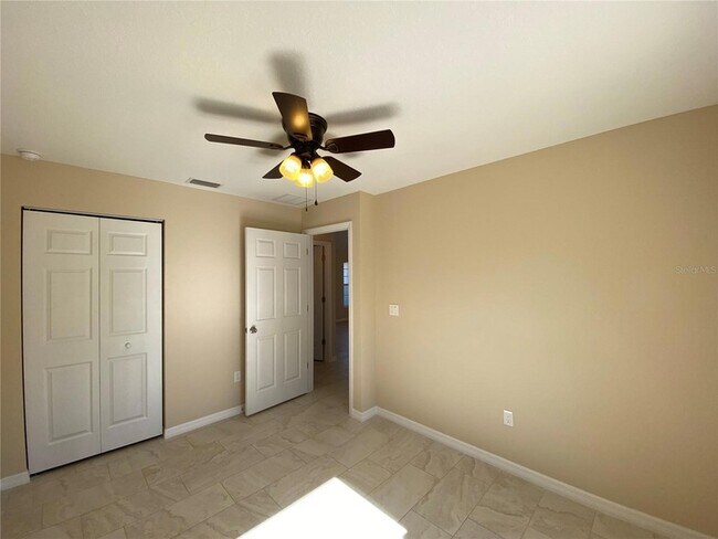 Building Photo - 572 Marion Oaks Trail