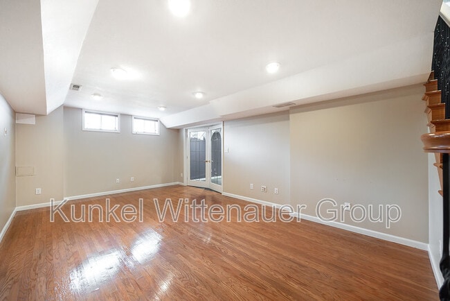 Building Photo - 1313 Winding Creek Ct