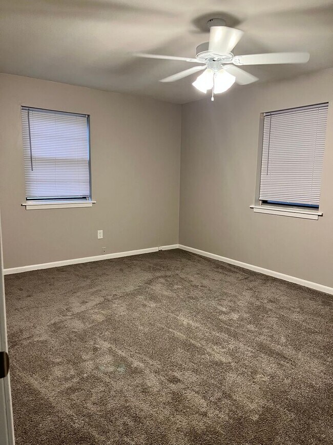Building Photo - Adorable Updated Home in Lonoke