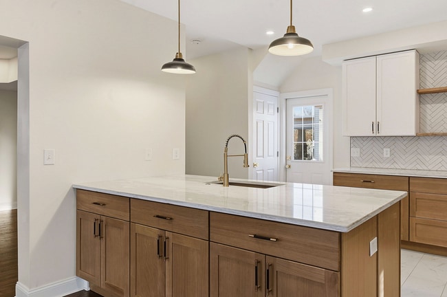 Building Photo - 4414 Whetsel Ave