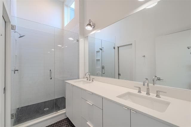 Building Photo - 6012 Hudson St