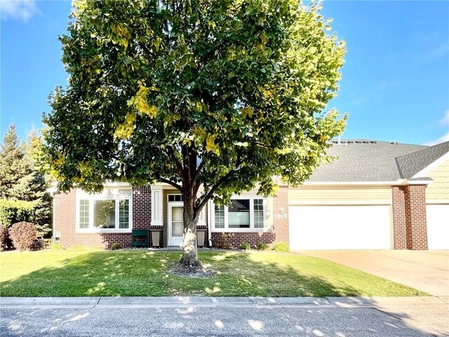 Building Photo - 12022 Vermillion St NE