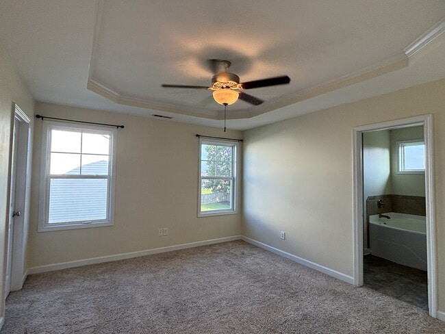 Building Photo - 5407 Nessee St