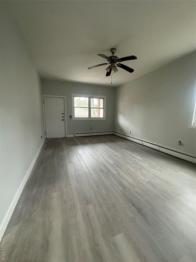 Building Photo - 1761 New York Ave