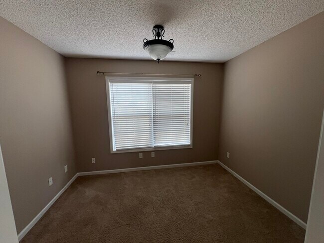 Building Photo - 6770 J J Roberts Dr