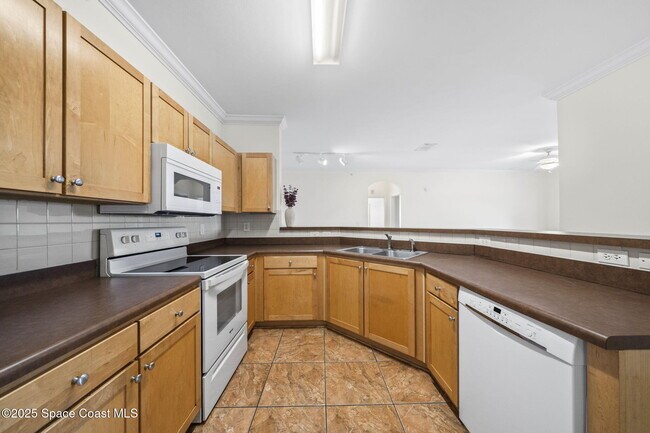 Building Photo - 6421 Borasco Dr