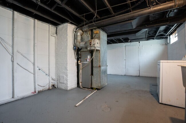 Building Photo - Eastpointe 3 bedroom