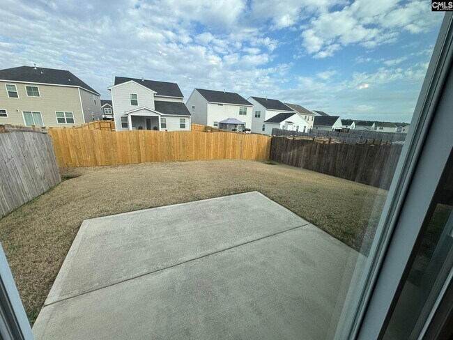 Building Photo - 1052 Crescent Corner Dr
