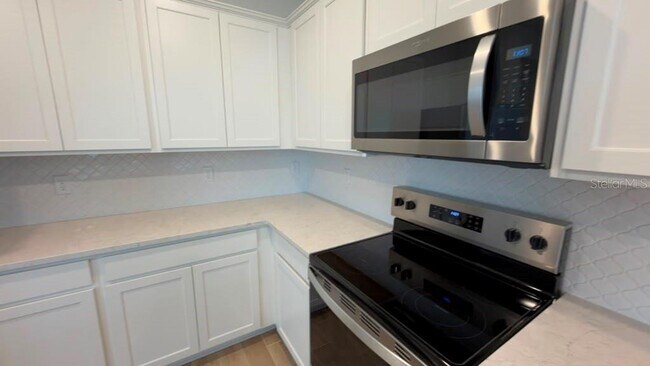 Building Photo - 4568 ORCHARD VIEW Aly