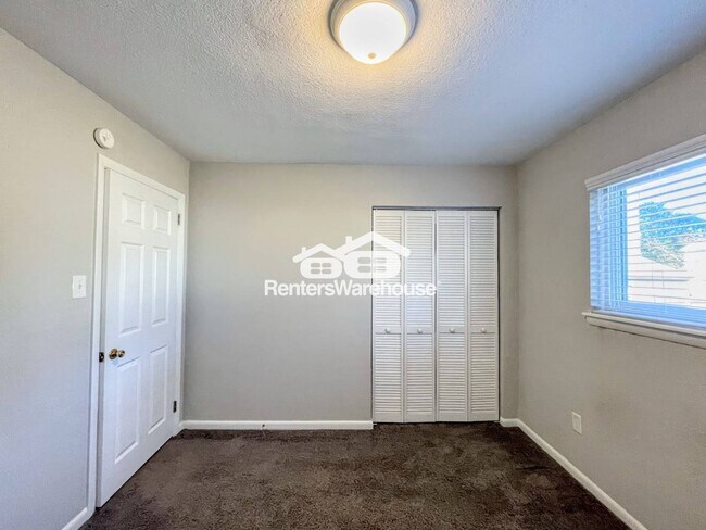 Building Photo - 712 Houdon Ln