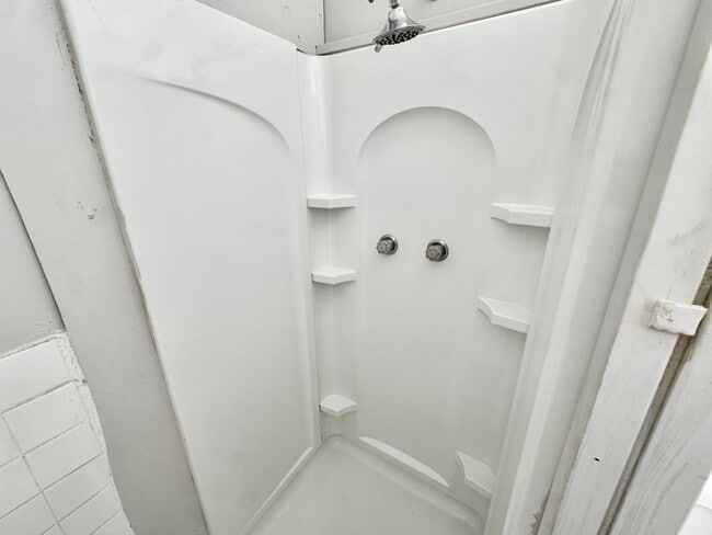 Building Photo - 3592 Vivia Ave