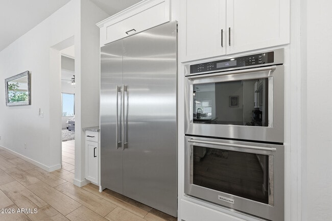 Building Photo - 4416 E Roy Rogers Rd