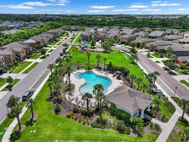 Building Photo - 1313 Trailwater St