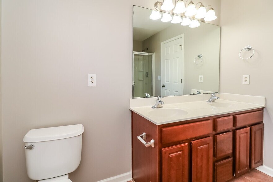 Building Photo - 3012 Clover Rd NW