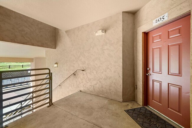 Building Photo - Spacious Top-Floor Condo in Las Casas at Broadmoor Bluffs | 2 Bed / 2 Bath + Garage, Very close t...