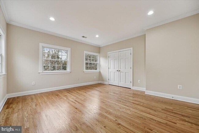 Building Photo - 4902 De Russey Pkwy