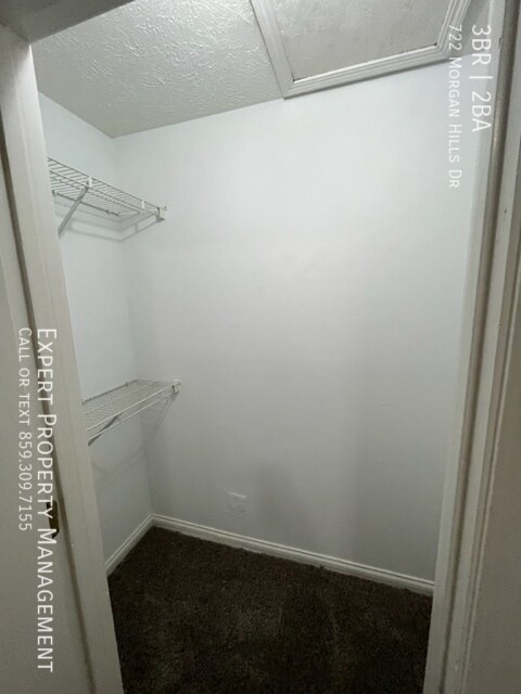 Building Photo - 722 Morgan Hills Dr