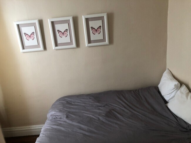 Building Photo - OPEN HOUSE WEDS 4/29 Spacious Cow Hollow 3 bedroom Condo w/remodeled kitchen, hardwood floors and...